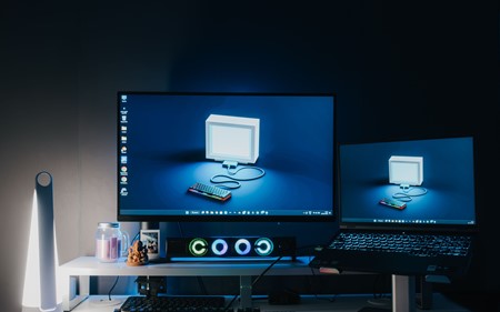 Computer Monitors from China to Indonesia - Fragile screen shipping solutions for standard, curved, gaming, smart and portable displays