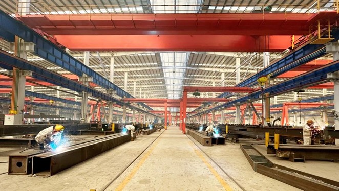 Shipping Steel Structures from China to Indonesia - What can go wrong during transport and how careful planning keeps the project moving